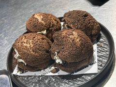 -W COLLECTIVE  DESSERT SHOP