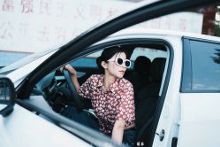 -莫小姐婚纱