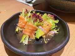 三文鱼牛油果沙律卷-大渔铁板烧(花园道店)