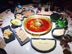 -哥老官重庆美蛙鱼头(宝山龙湖店)