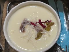-桥边小楼·手工云南菜·古城观景小楼
