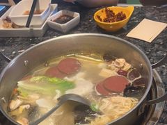 -一席地·本地鸡窝·杭帮鸡火锅(萧山银隆百货店)