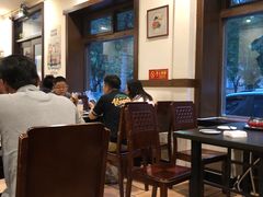 大堂-湘肠香火锅店(团结湖店)