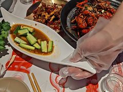 -肥肥虾庄·金牌油焖大虾(汉街SKP店)