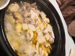 -烹然四季椰子鸡火锅(团结湖总店)