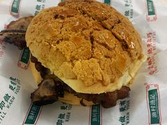 猪扒菠萝包-渔记茶餐厅(渔村店)