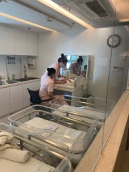 点击看大图 -妈咪爱月子中心·母婴护理