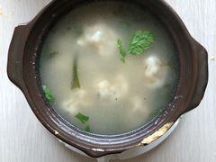 -闫家驴肉老店(华电一校店)