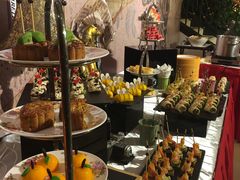 -深圳富苑皇冠假日套房酒店