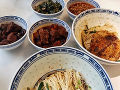 -鲁达面馆本帮风味(共康东路店)
