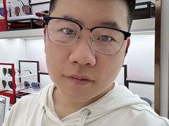 -翰佐蔡司小乐圆·依视路星趣控·暴龙眼镜折扣店
