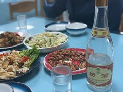 -崴海渔村(虹梅路店)