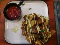 香炸小土豆配布拉瓦沙司-帕歌西班牙餐厅paco tapas