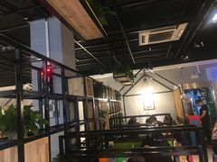 大堂-美膳居川菜馆油焖大虾烧烤(卓刀泉店)