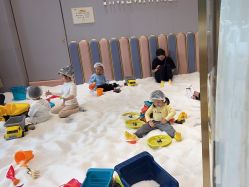 -奈尔宝家庭中心·亲子餐厅(鄞州万达店)