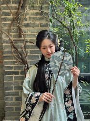 -初见汉服体验馆(拙政园店)