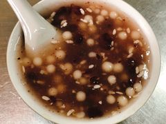 -芳婆糕团店(王府大街店)
