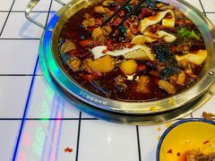 -晓彭肥肠鸡·泡椒鸡火锅(水木天地店)