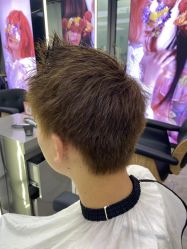 -藤野造型烫发染发