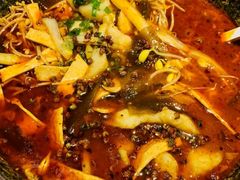 -渝是乎川渝小炒(龙旗购物中心店)
