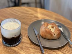 -星巴克臻选(上海合生汇1F店)