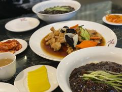 -桃园中华料理炸酱面(燕儿岛路店)