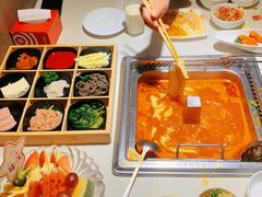 九宫格-海底捞火锅(亲子主题北金鹰店)