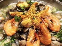 -老东镇啤酒屋海鲜加工·蒸汽海鲜·海鲜烧烤(台东店)