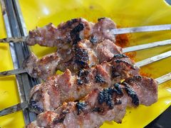 -烤肉小伙烤肉店