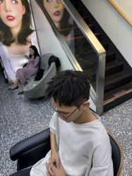 -藤野造型专业烫染接发