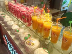 -黄兴南路步行商业街