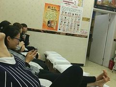 -郑远元专业修脚房(栖山路店)