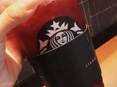 冰摇红梅黑加仑茶-星巴克(西湖天地店)