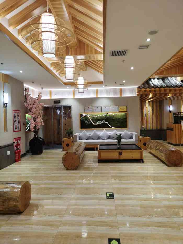 青水瓦台汤泉(新华店)-"千载难分的好机会,今天休息和同事提前约好.