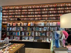 -茑屋书店(天目里店)