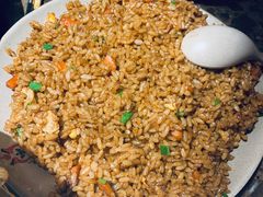 蛋炒饭-椒香城门口重庆老火锅(美颂广场店)