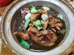 砂煲麻油鸡-正正文志记猪什汤