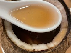 黑豆家鸡炖原只椰子汤-大唐靓汤江门私房菜(景田店)