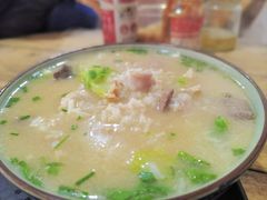 -珍记海鲜粥·海鲜粉