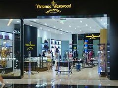 android_upload_pic-Vivienne Westwood(上海来福士广场店)