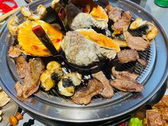 -围炉肉舍•炭烤活鳗•丹东海鲜烤肉(步行街店)