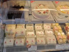 -红宝石·鲜奶小方·海派西点房(金杨店)
