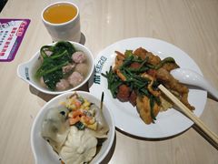 -梦航彩虹之约自助餐厅(华府天地店)