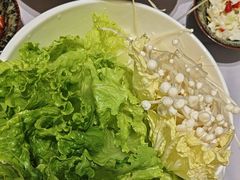 -红鼎豆捞·非遗鲍皇汤火锅(宝丰路店)