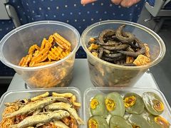 -丹水桥地锅鱼·翘嘴鲌·地方特色全鱼宴(丹江口大坝店)