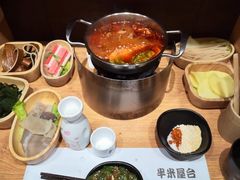 红锅-独食火锅·半米屋台(望平街店)