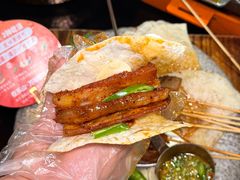 -何师烧烤·香辣蟹·川菜·30年老品牌(太古里旗舰店)