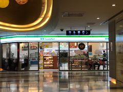 -全家便利店(金鱼胡同店)