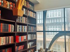 -钟书阁(松江泰晤士小镇店)