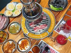-青瓦炭韩潮烤肉(花园道店)